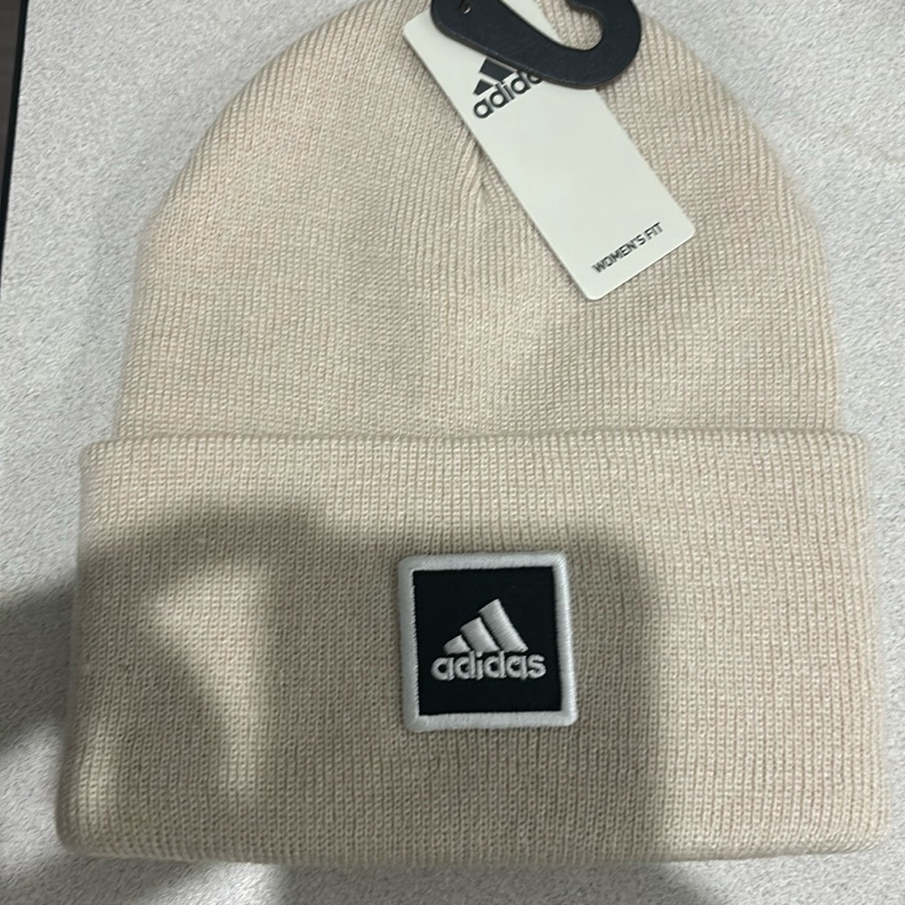 Adidas new with tag beige color toque